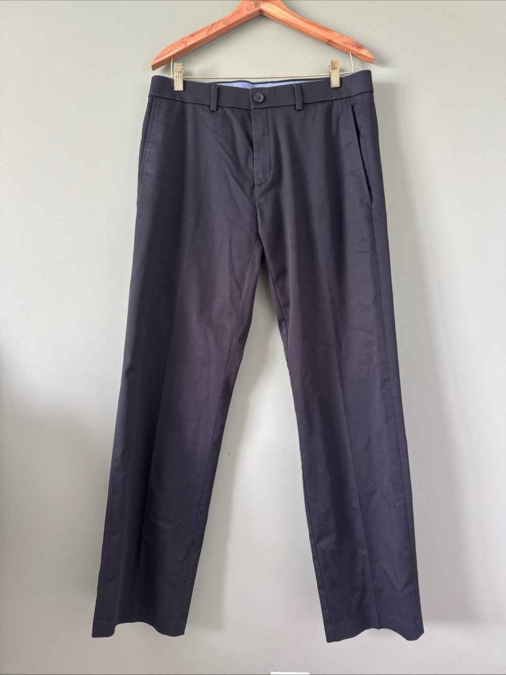 Haggar Premium No Iron Straight Fit Black Flat Front Pants Chino 33 x 32 Stretch